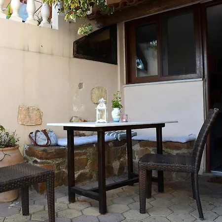 Estrella Apartment *